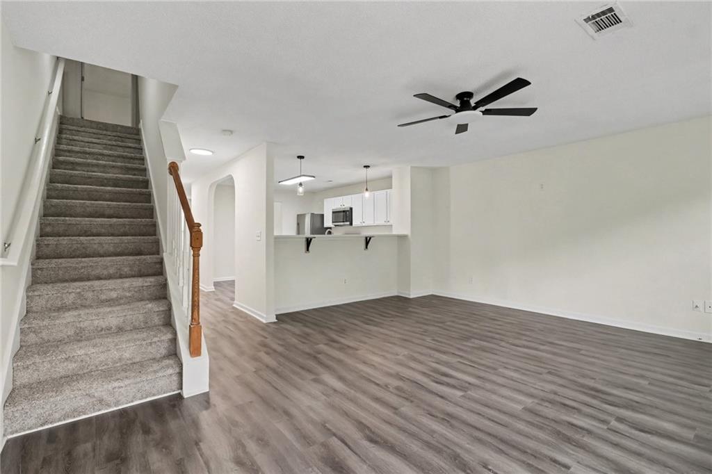 6865 Mountain Circle