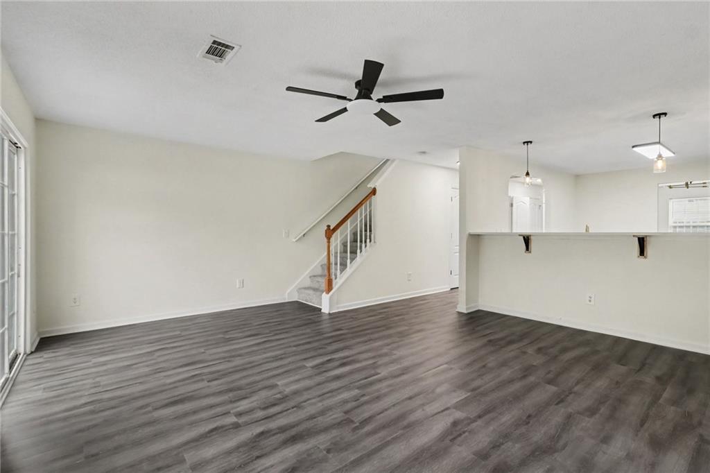 6865 Mountain Circle