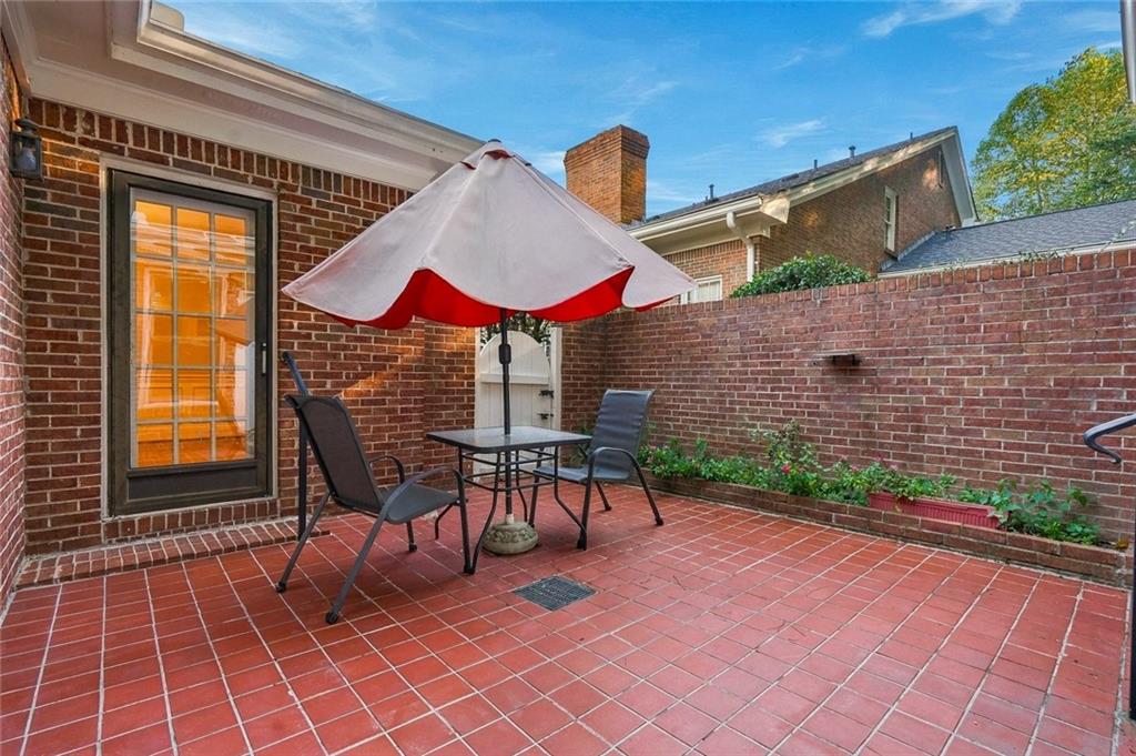 1883 Bedfordshire Court