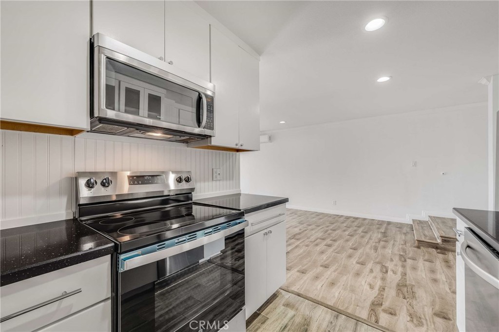 3565 Linden