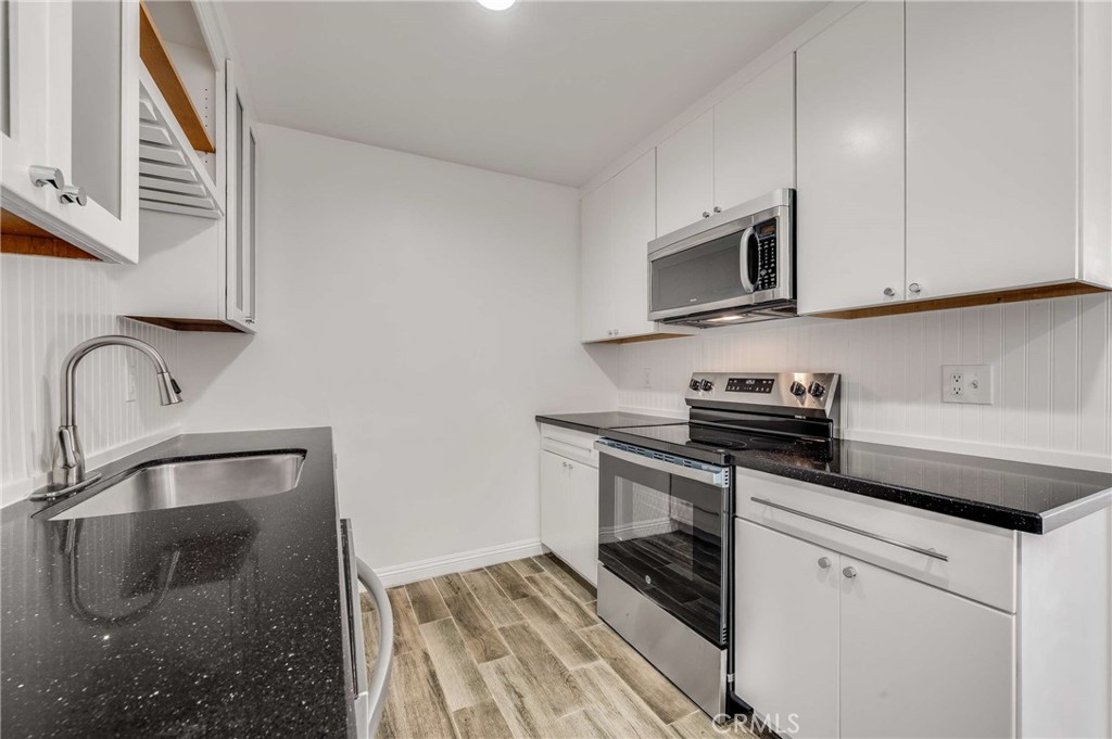 3565 Linden