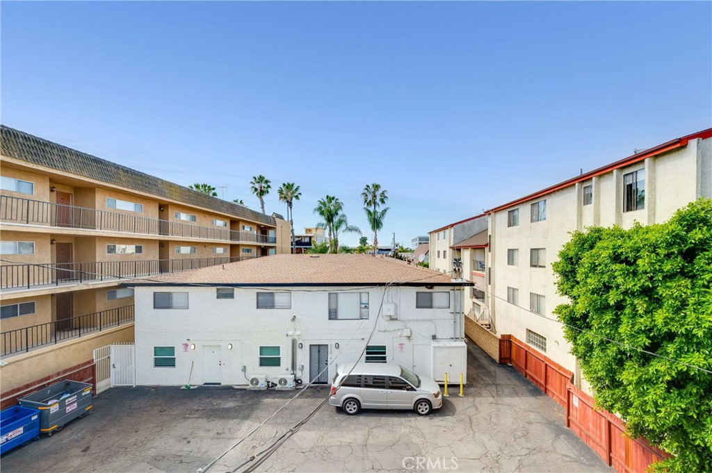 3565 Linden