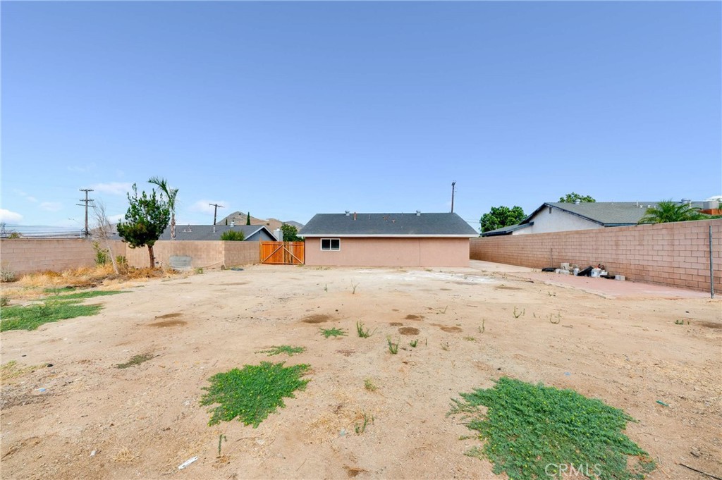 6425 Stover