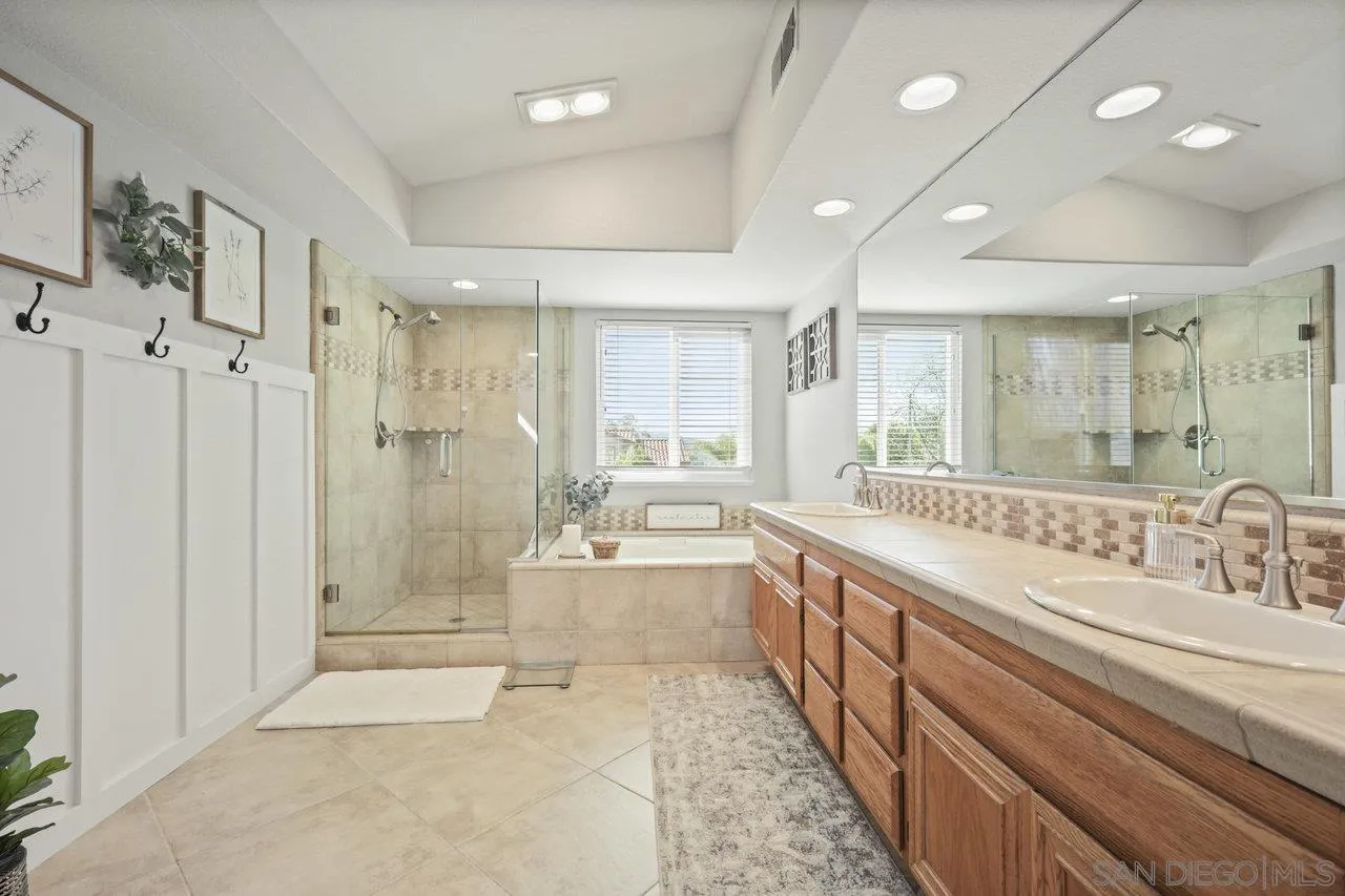 1373 Charlotta Way