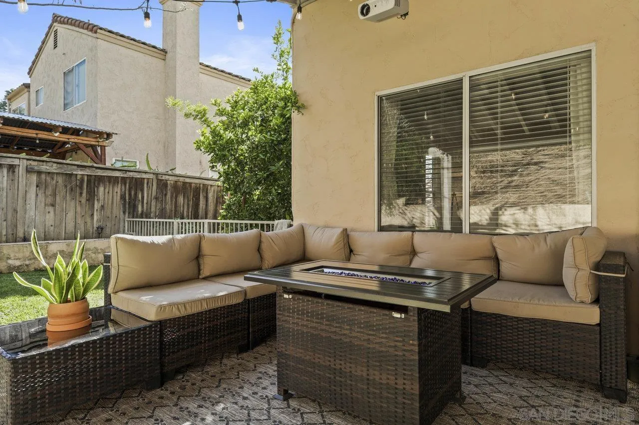 1373 Charlotta Way