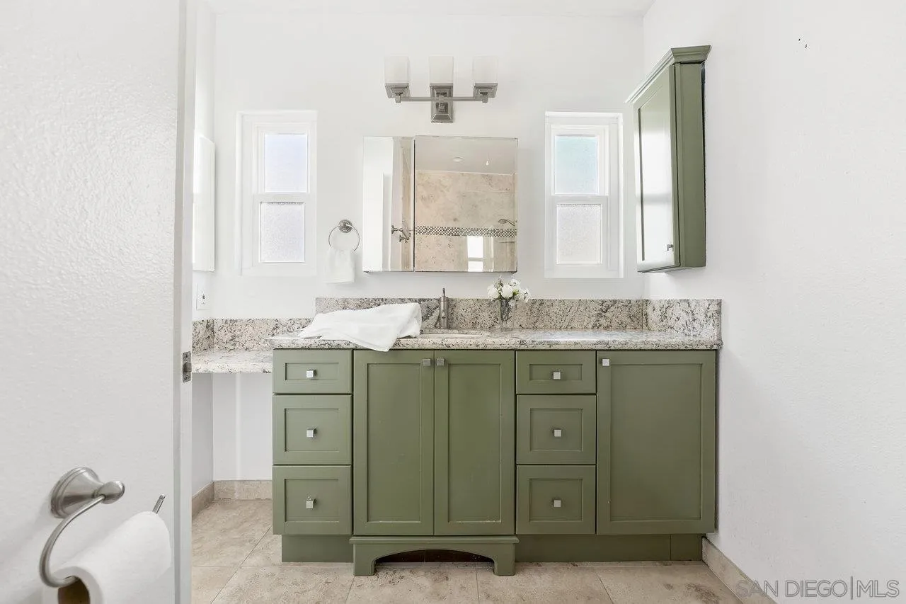 2772 Ariane Dr Unit 70