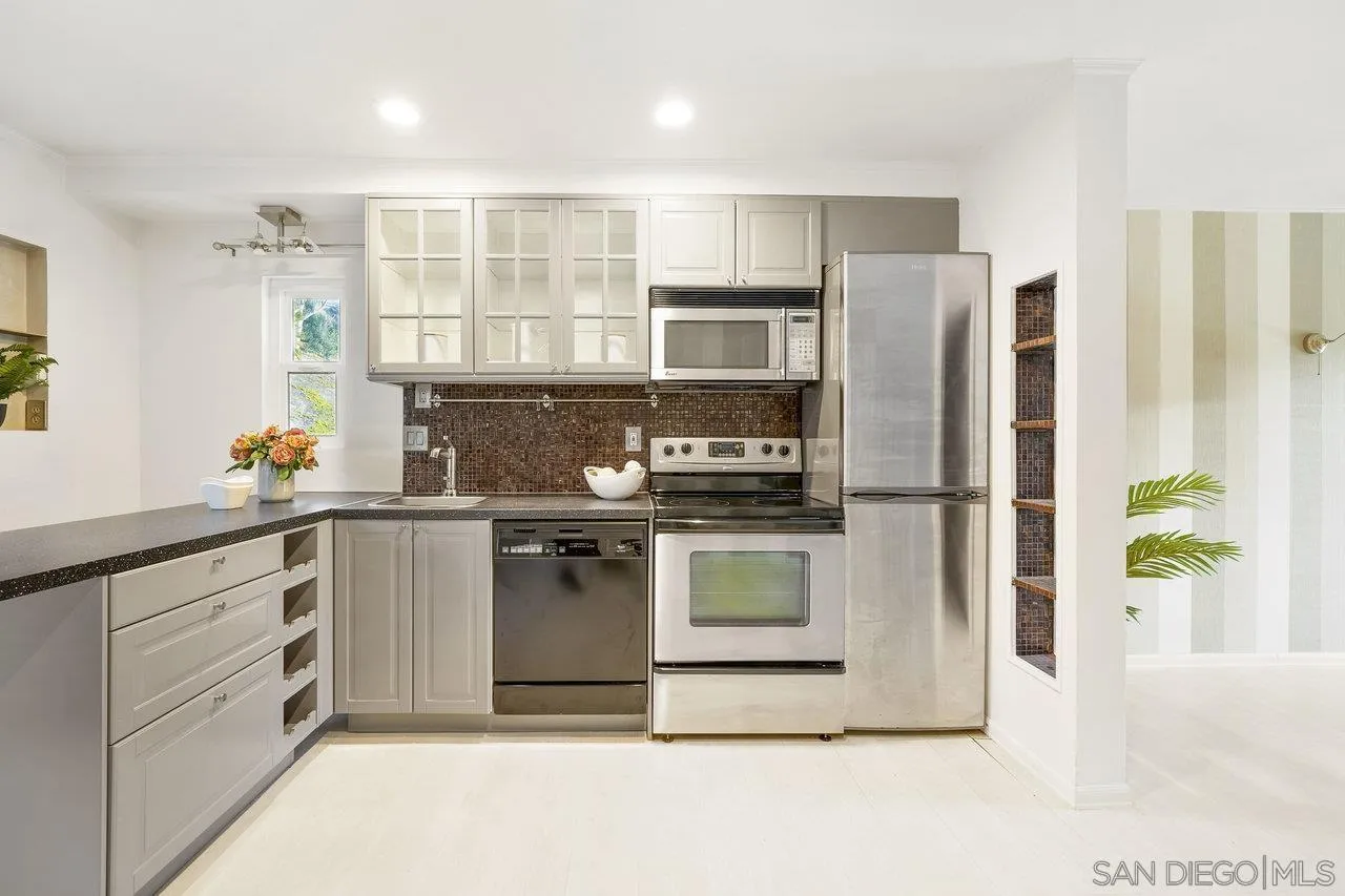 2772 Ariane Dr Unit 70