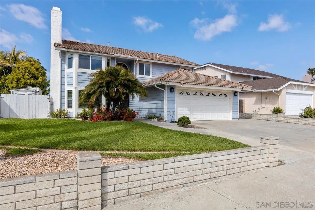 3746 Kelton Dr