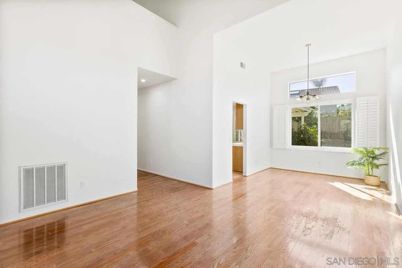 751 Camino Magnifico