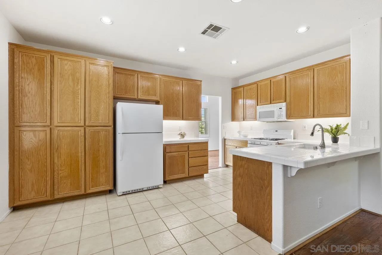 751 Camino Magnifico