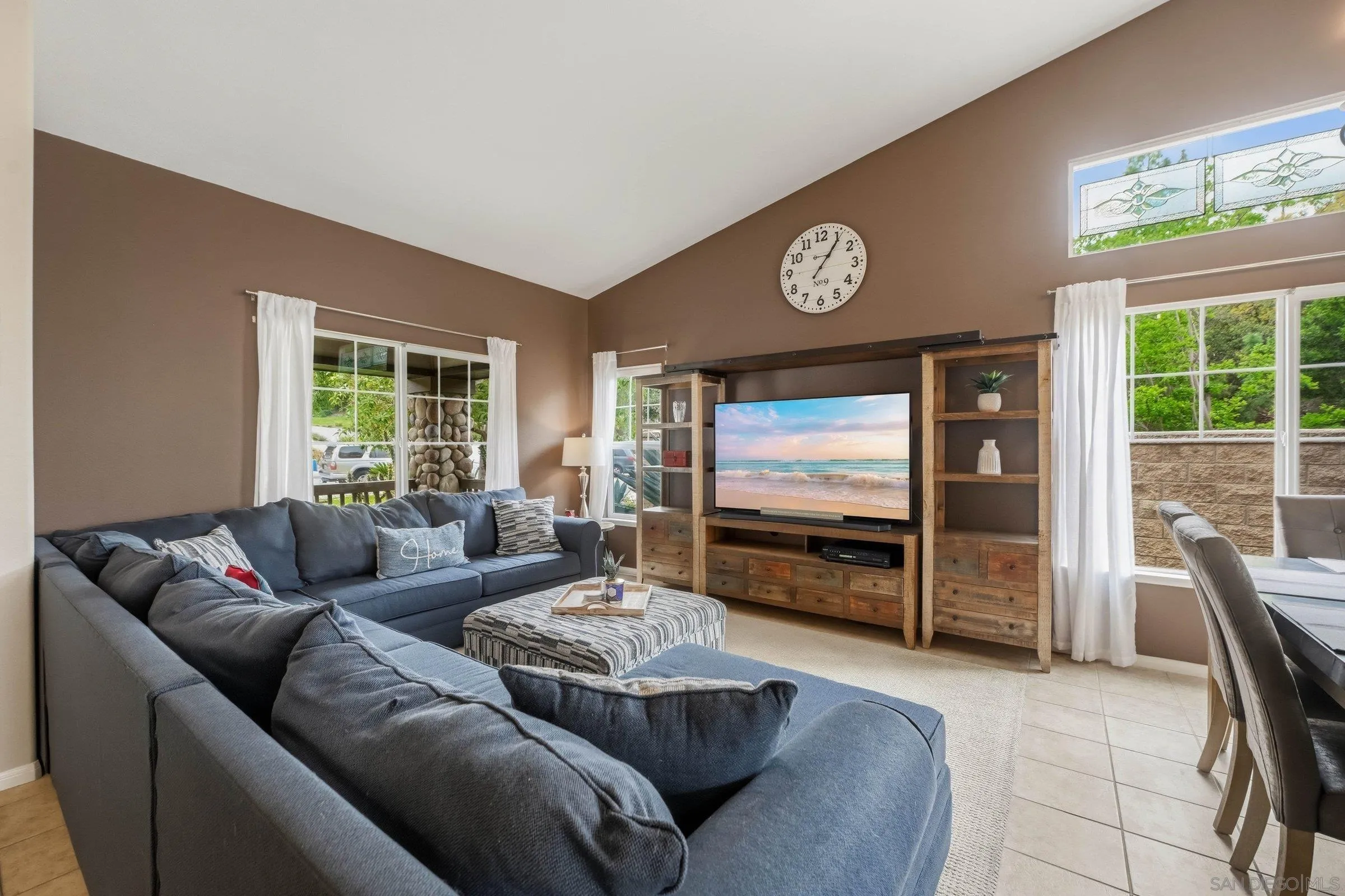3204 Meadow Creek