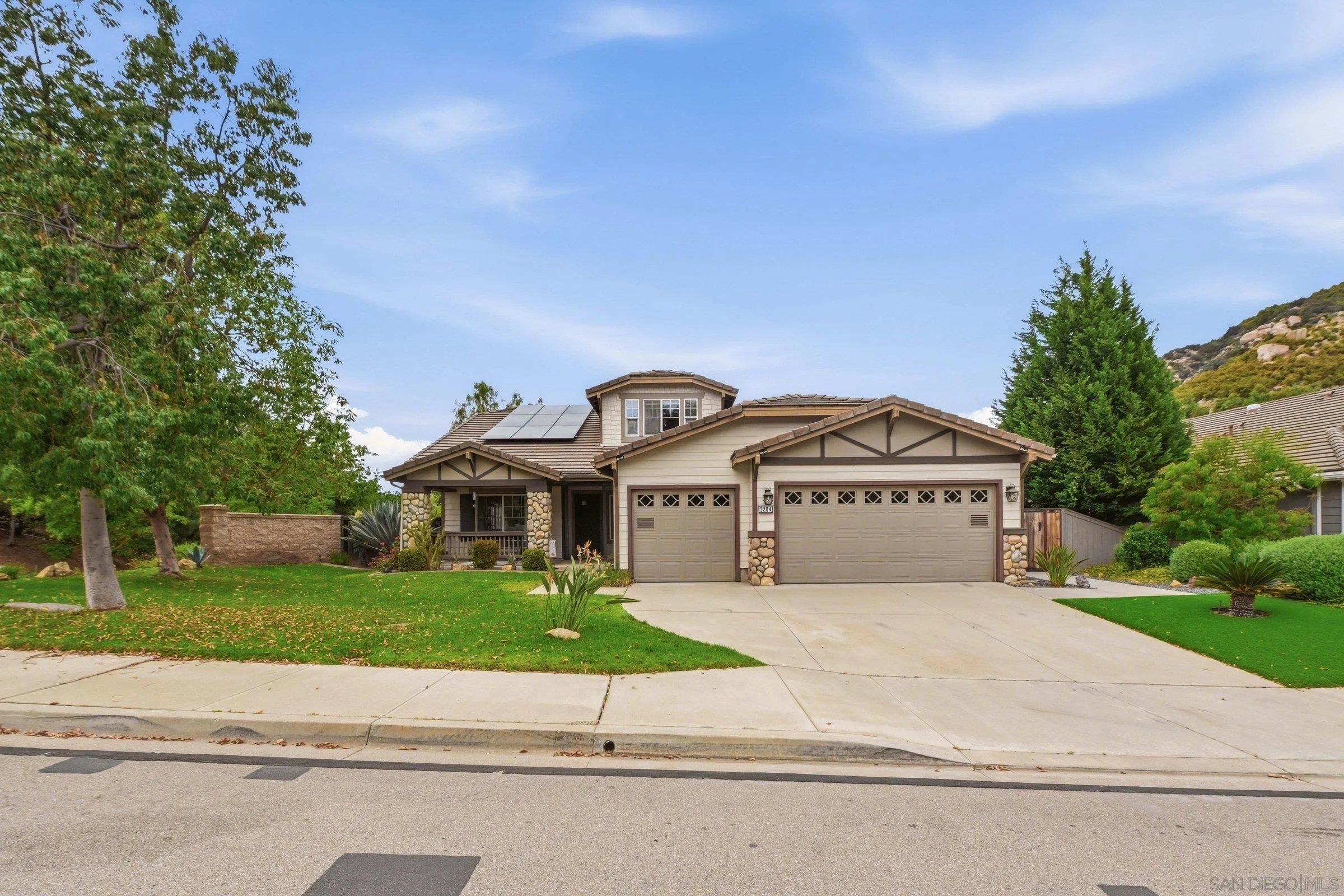 3204 Meadow Creek
