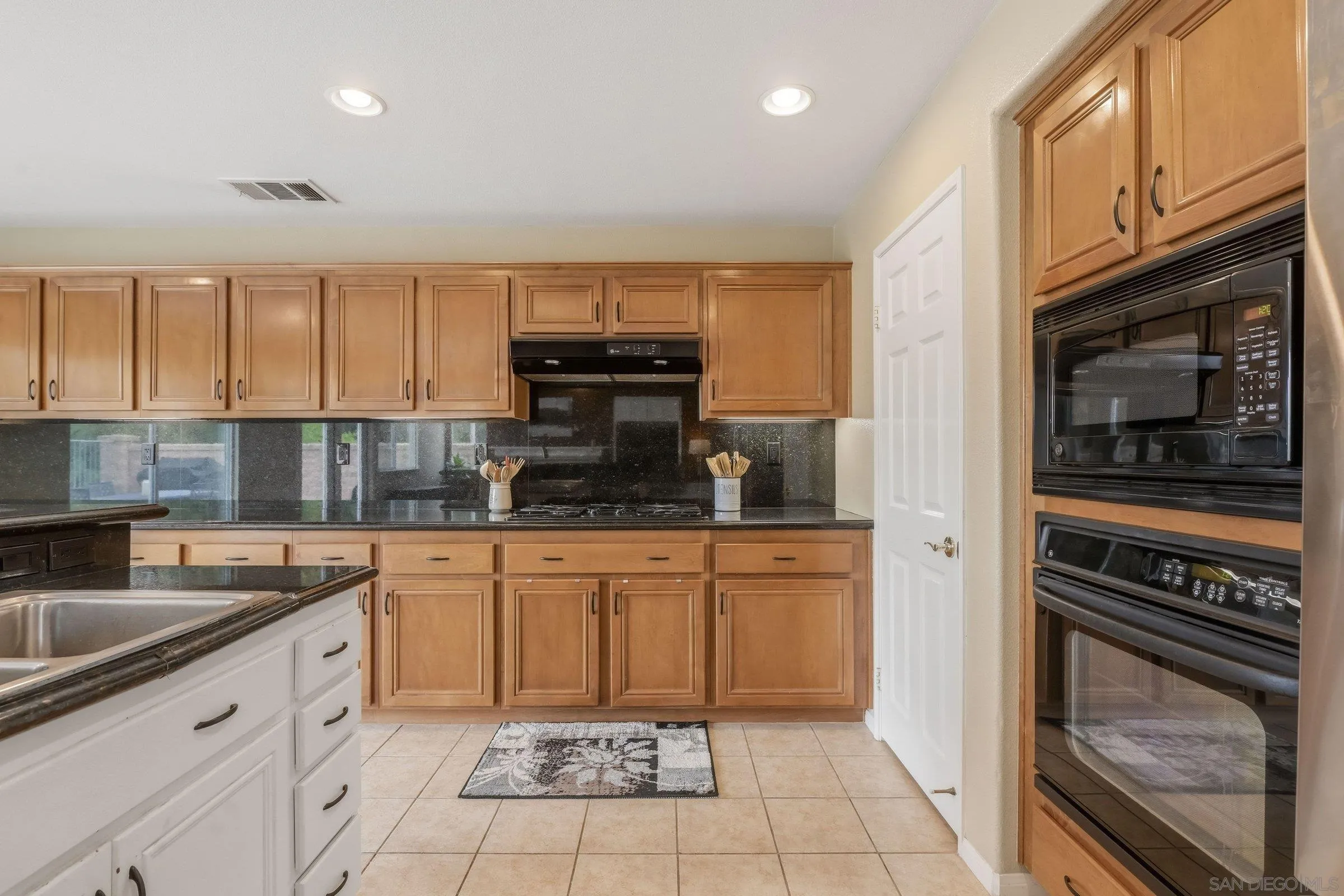 3204 Meadow Creek