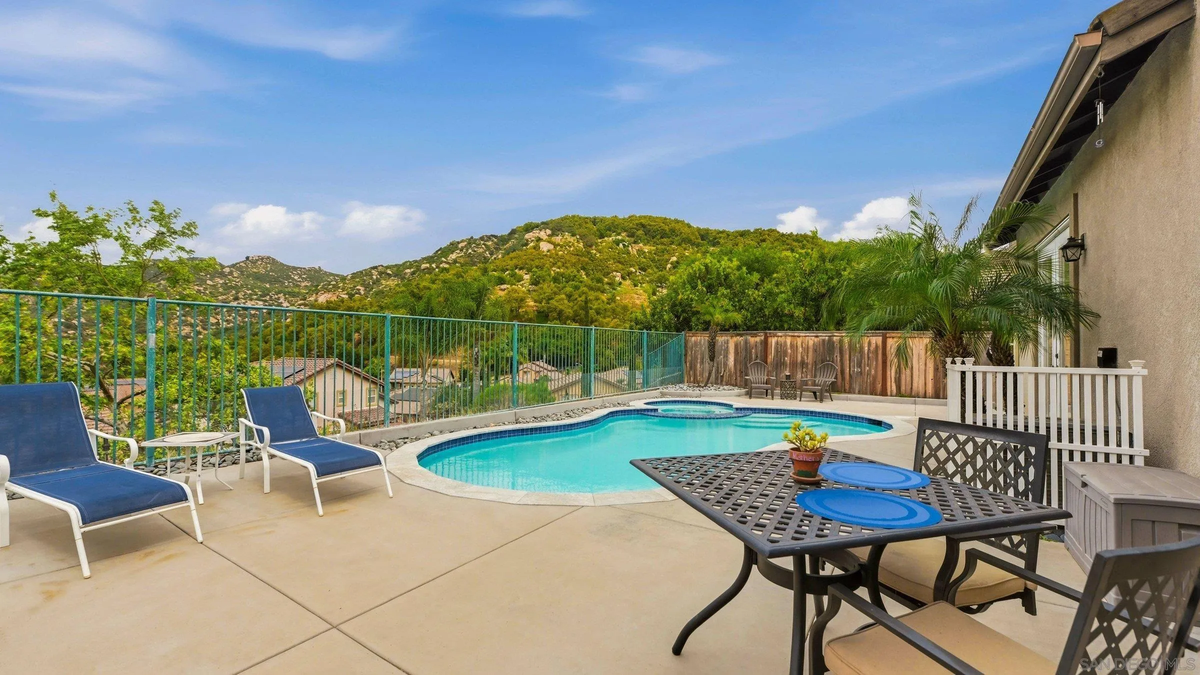 3204 Meadow Creek