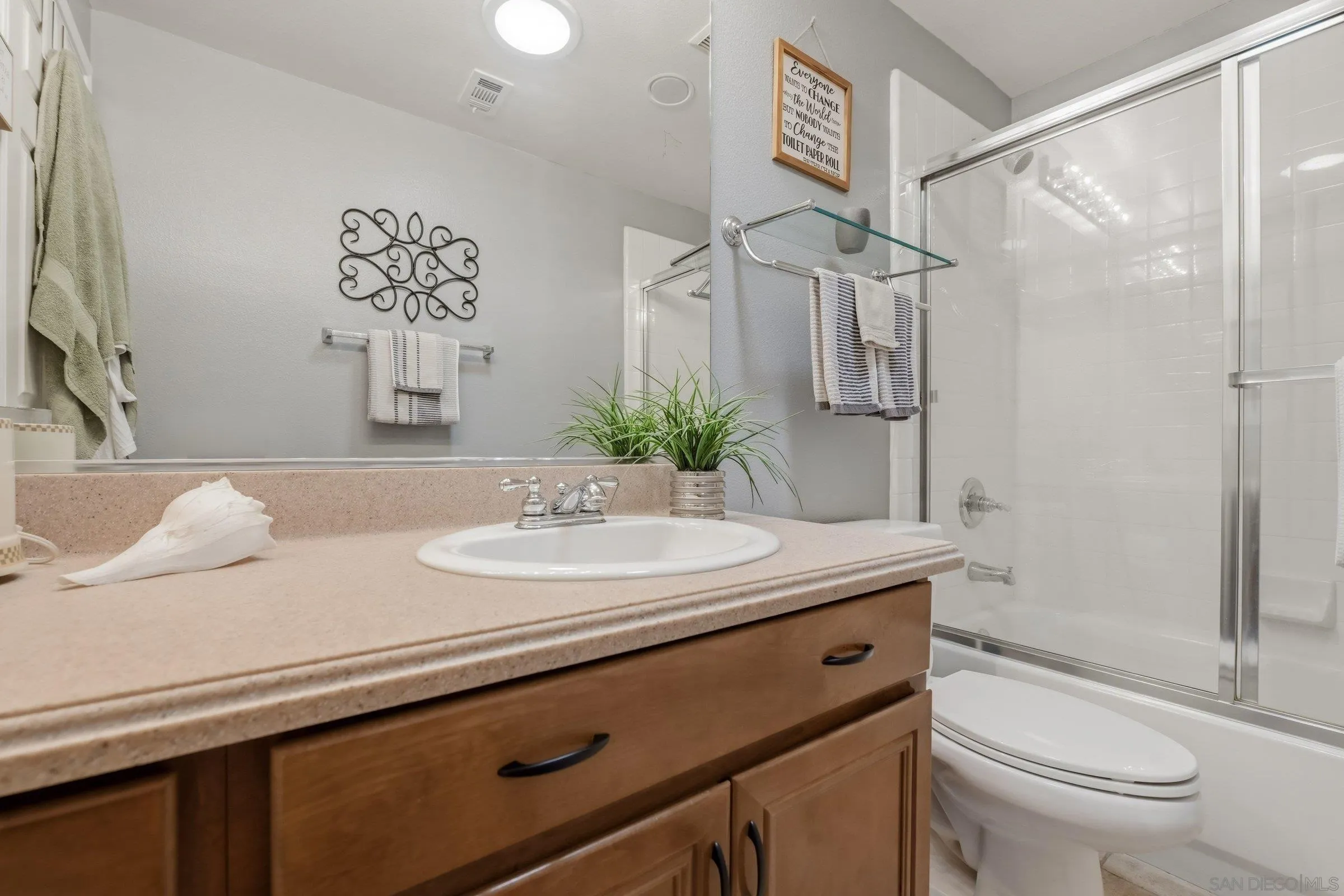 3204 Meadow Creek