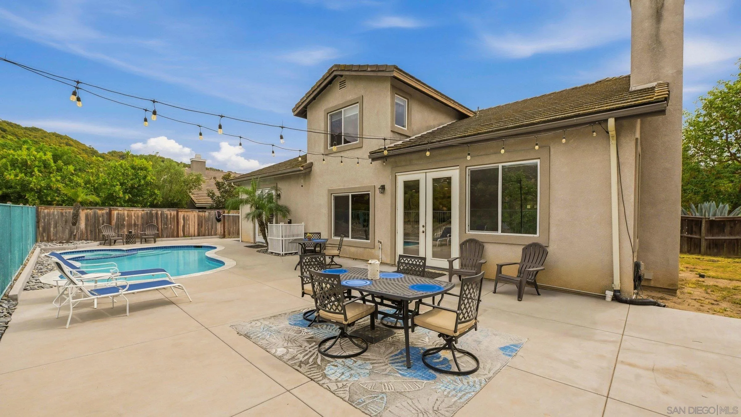 3204 Meadow Creek