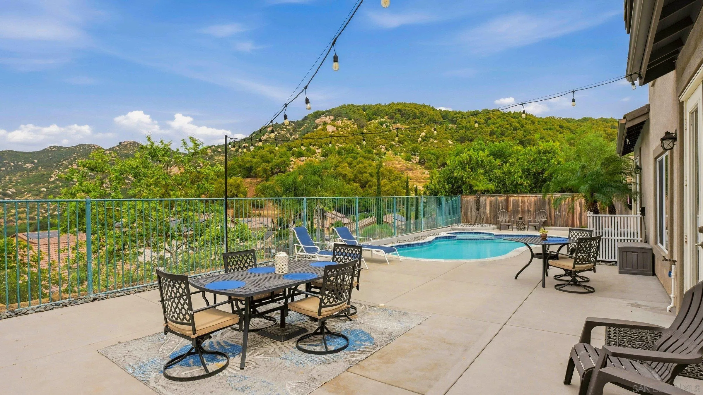 3204 Meadow Creek