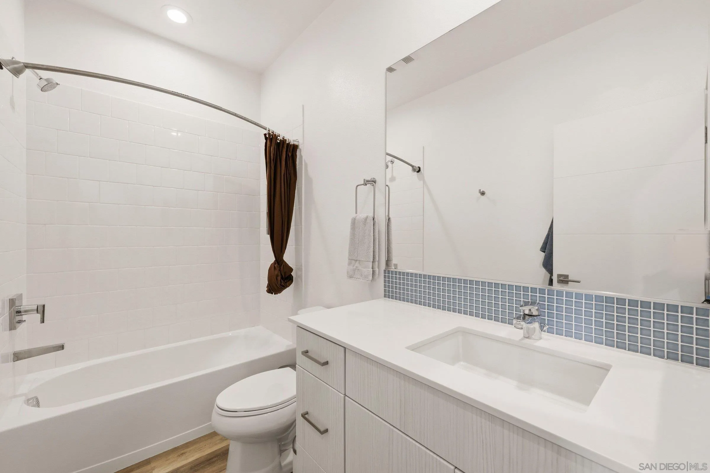 49 Sea Crest