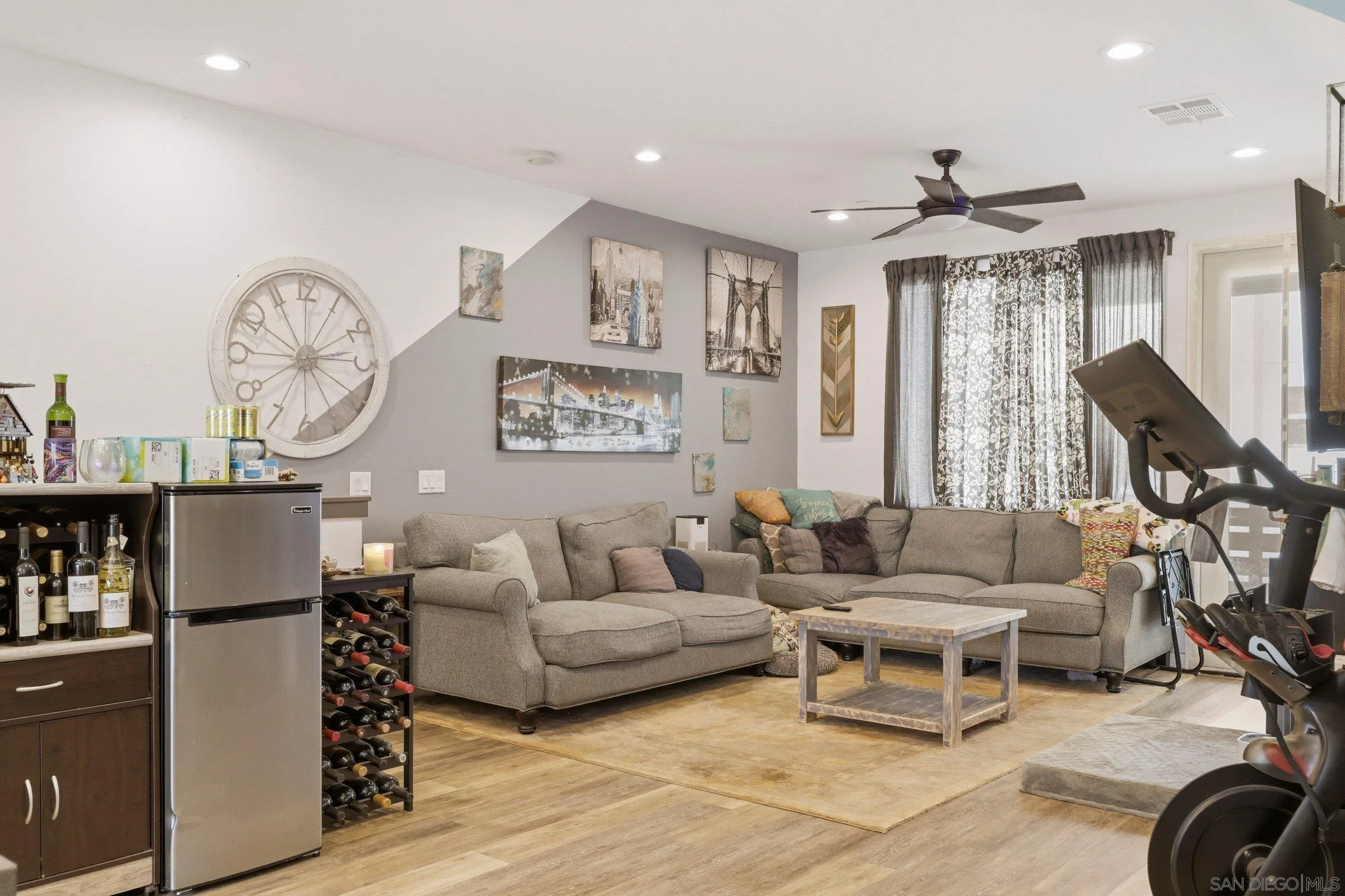 49 Sea Crest