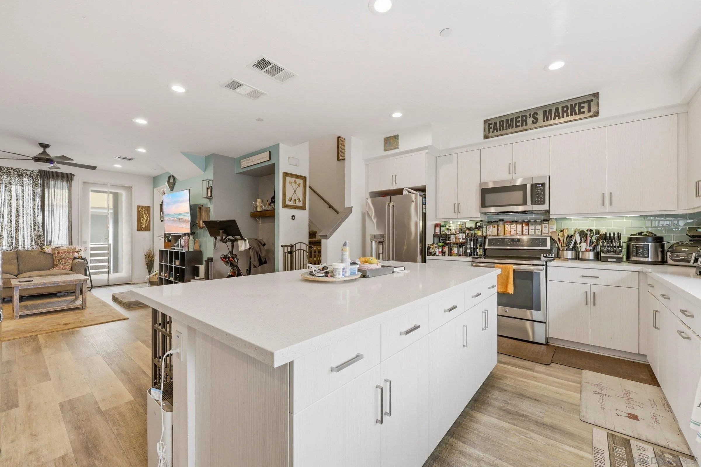 49 Sea Crest
