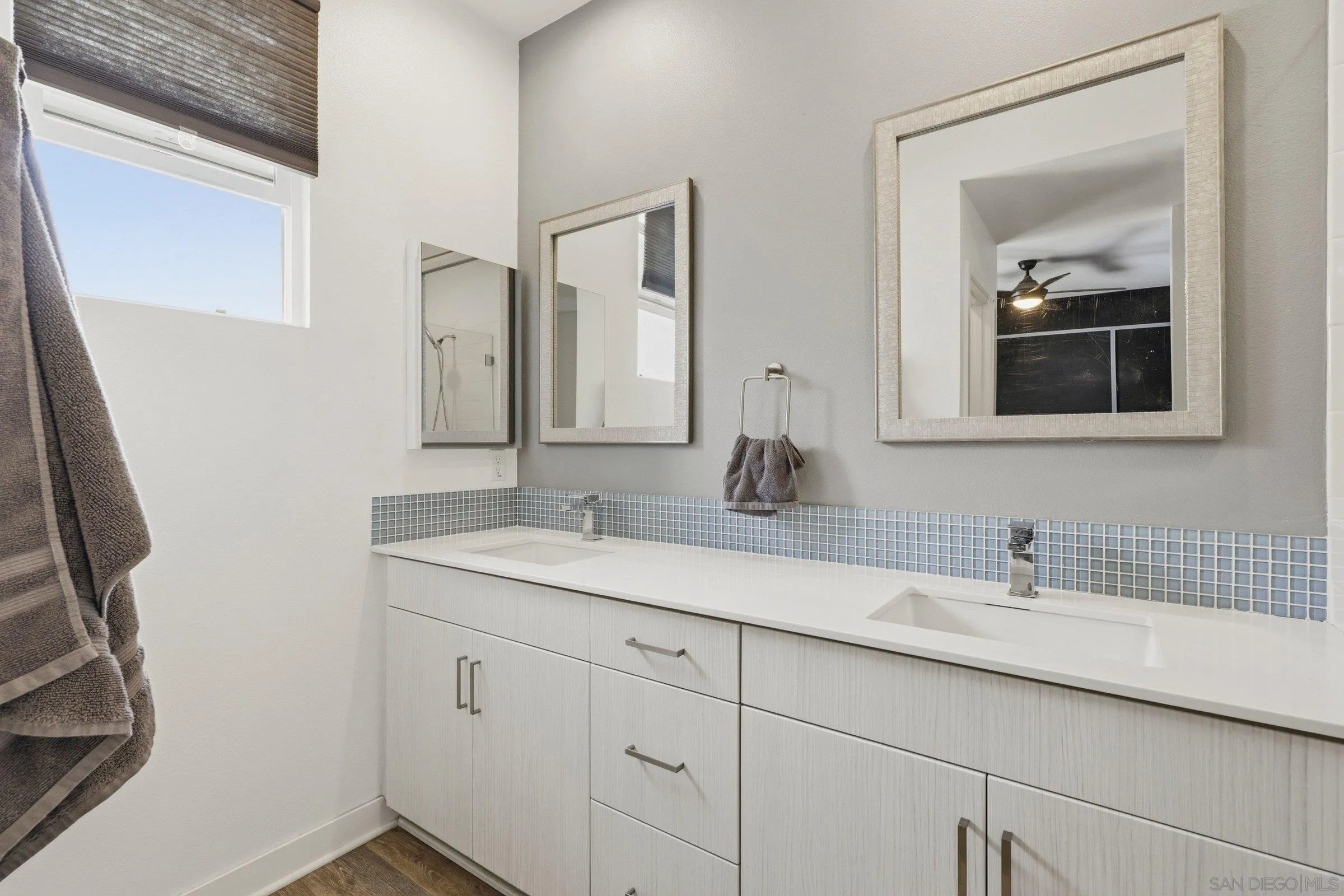 49 Sea Crest
