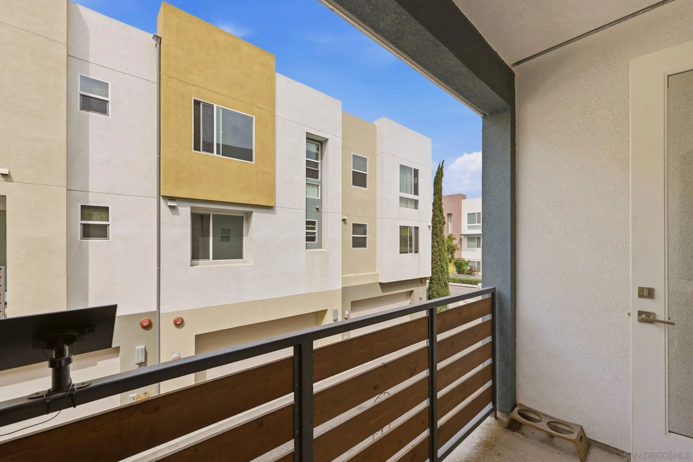 49 Sea Crest