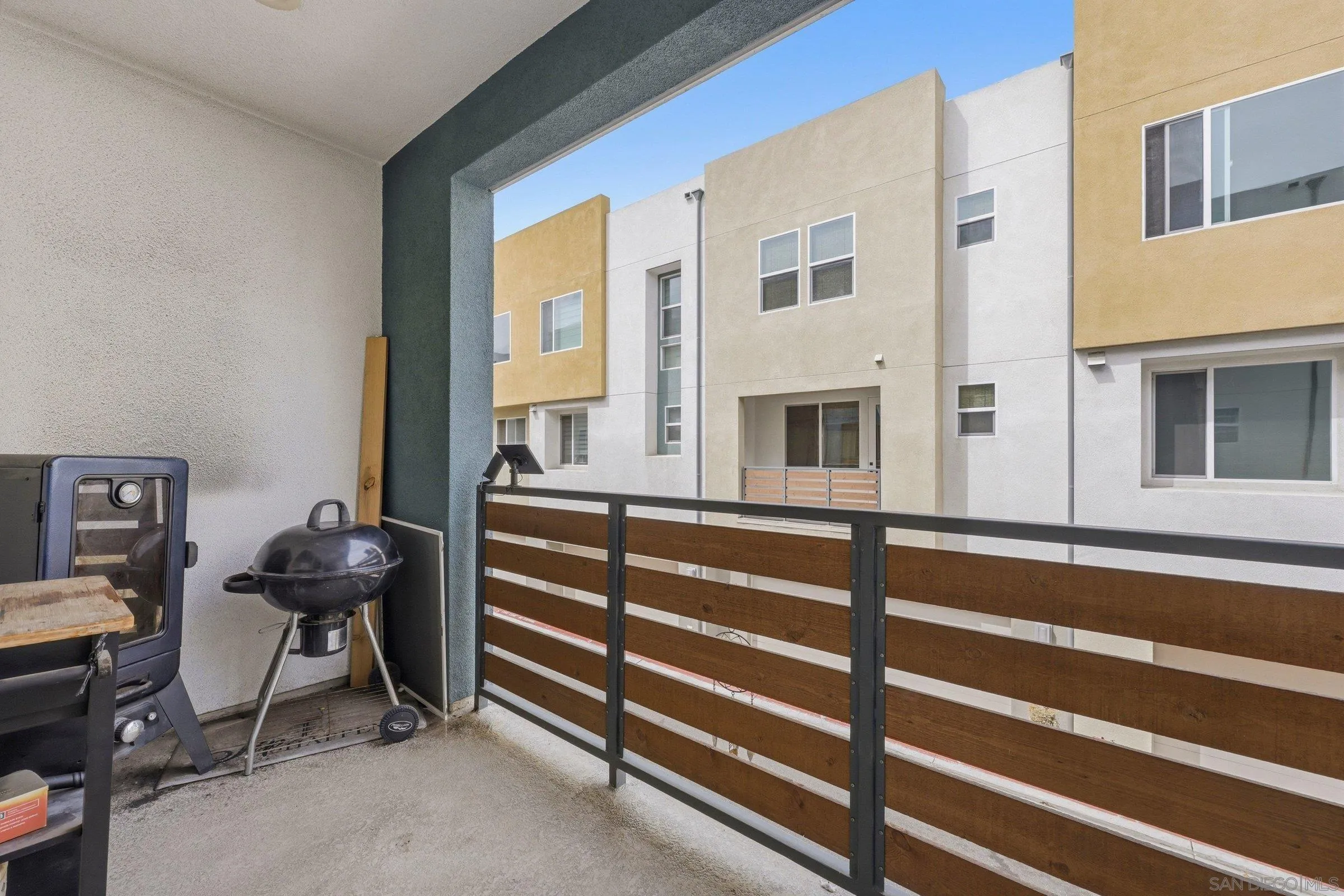 49 Sea Crest