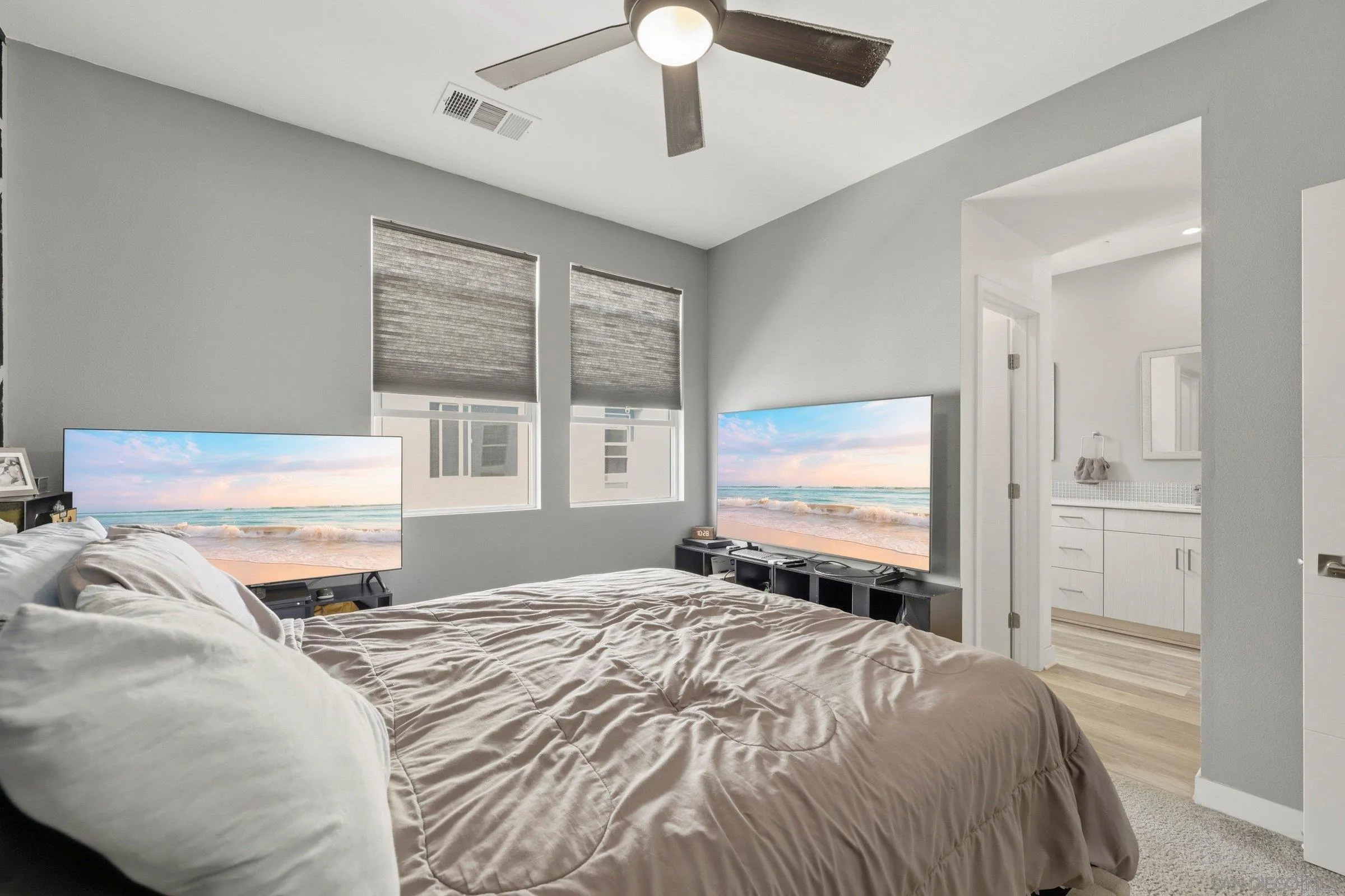 49 Sea Crest
