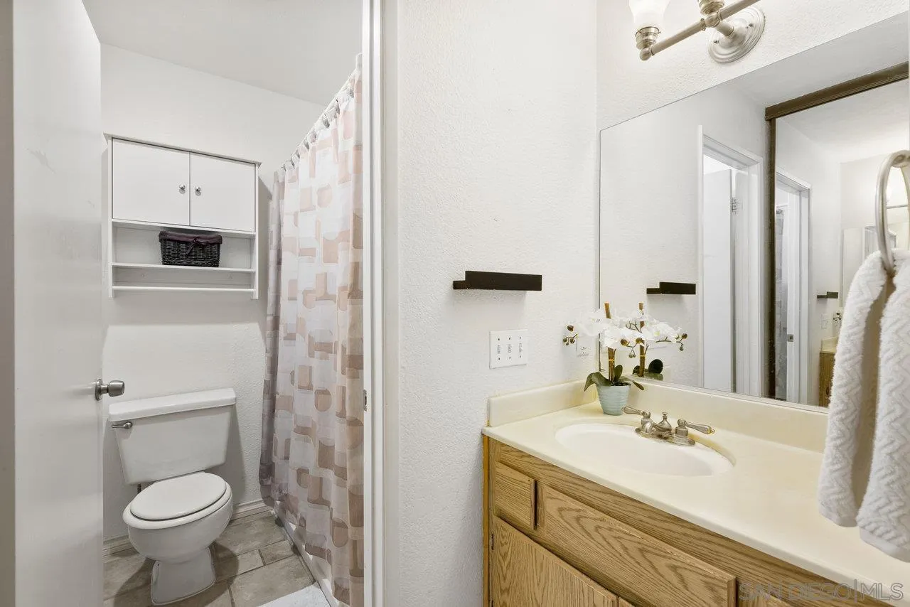 10379 Azuaga St Unit 139