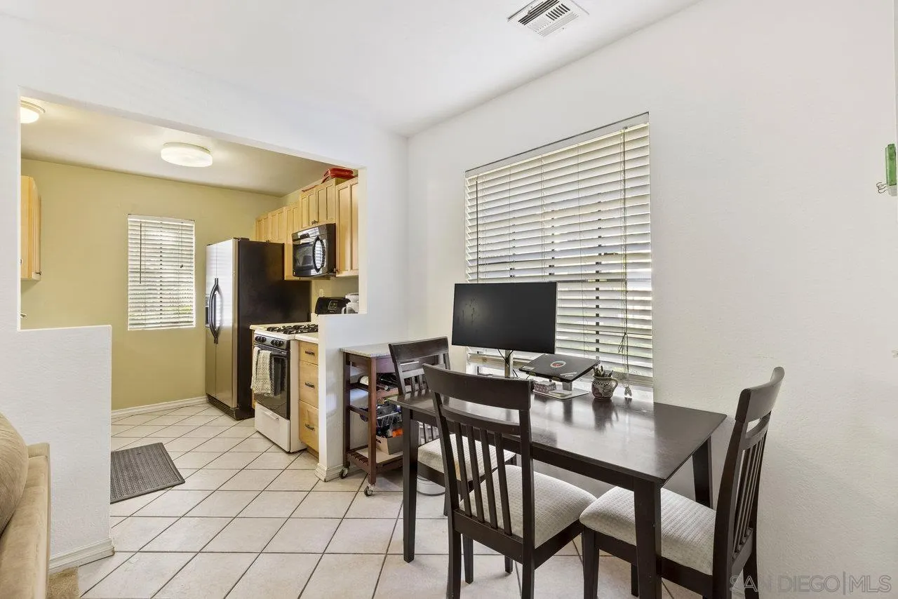 10379 Azuaga St Unit 139
