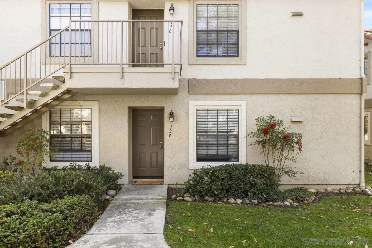 10379 Azuaga St Unit 139