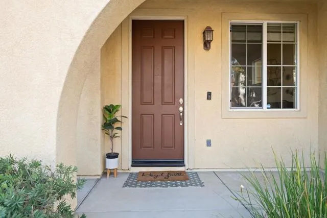 914 Mira Lago Way