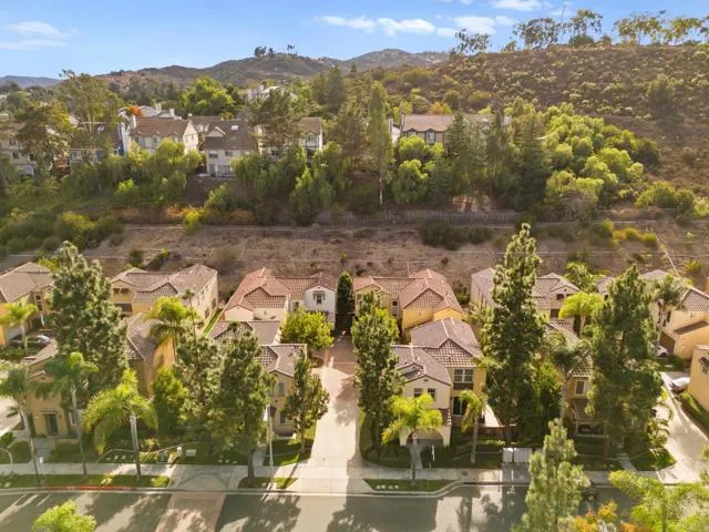 914 Mira Lago Way