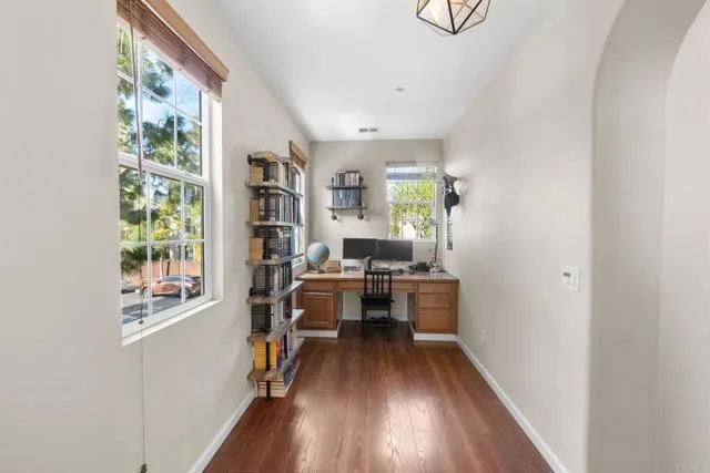 914 Mira Lago Way