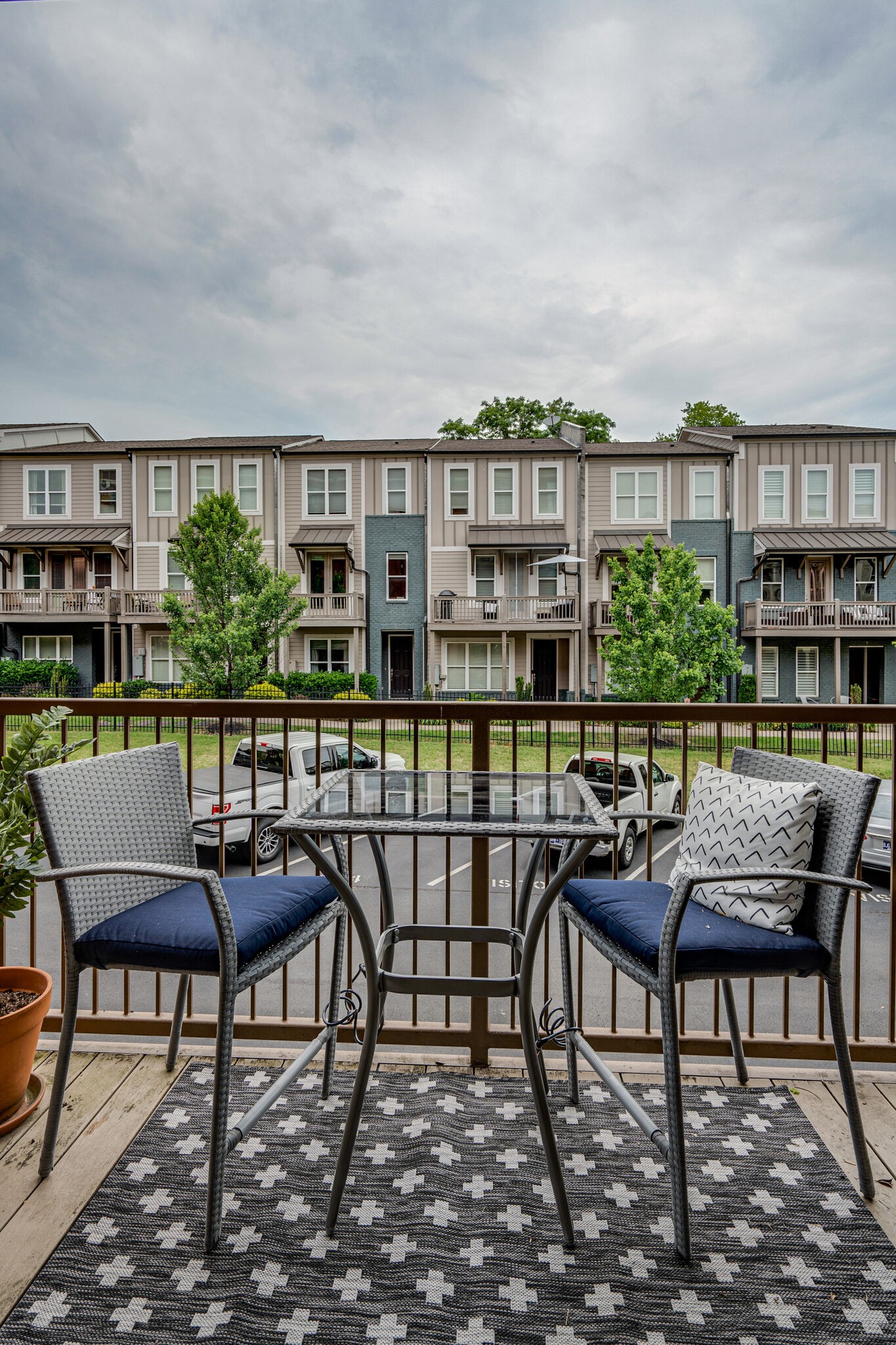 702 Wedgewood Park Unit: 202