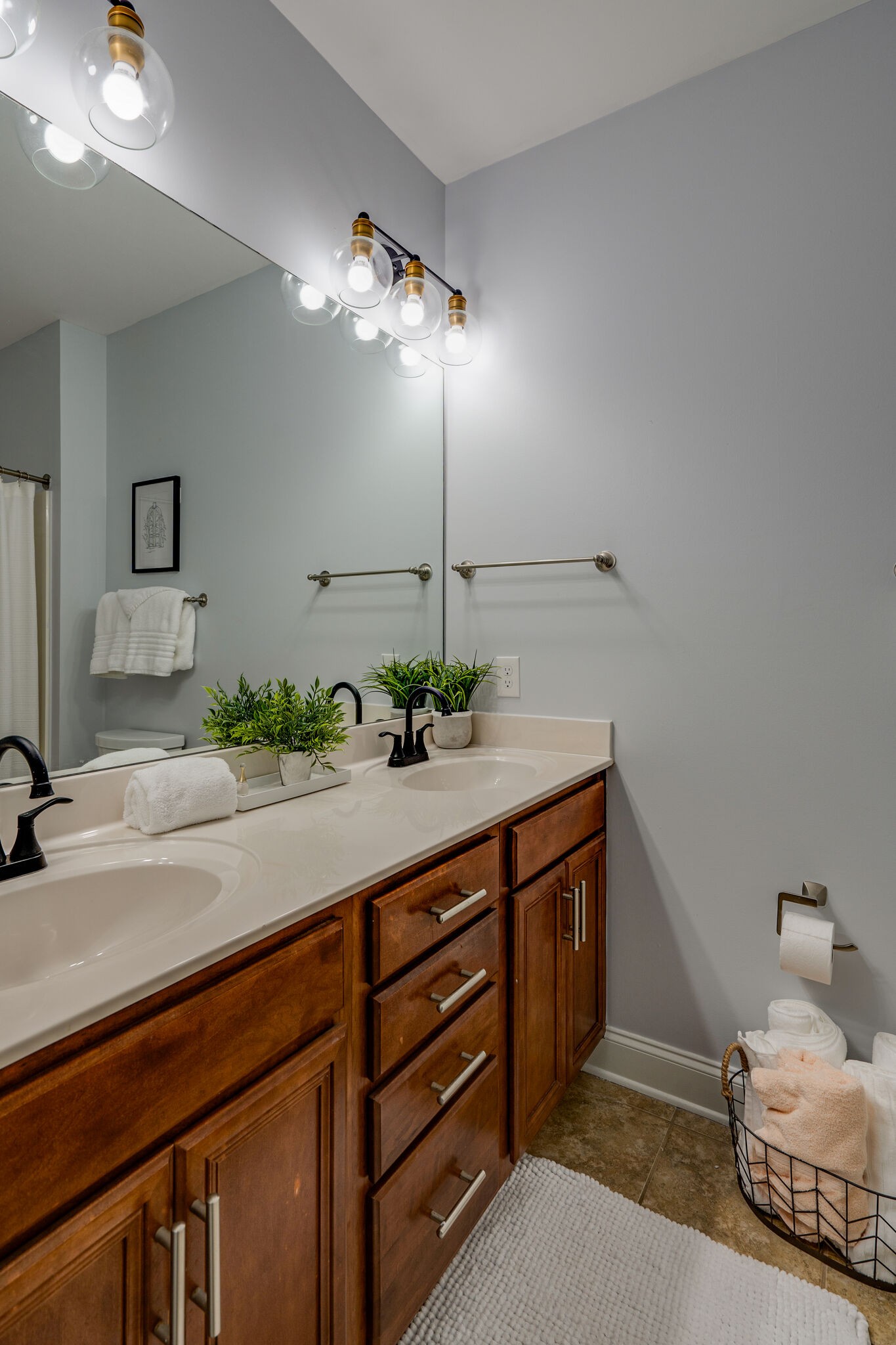 702 Wedgewood Park Unit: 202