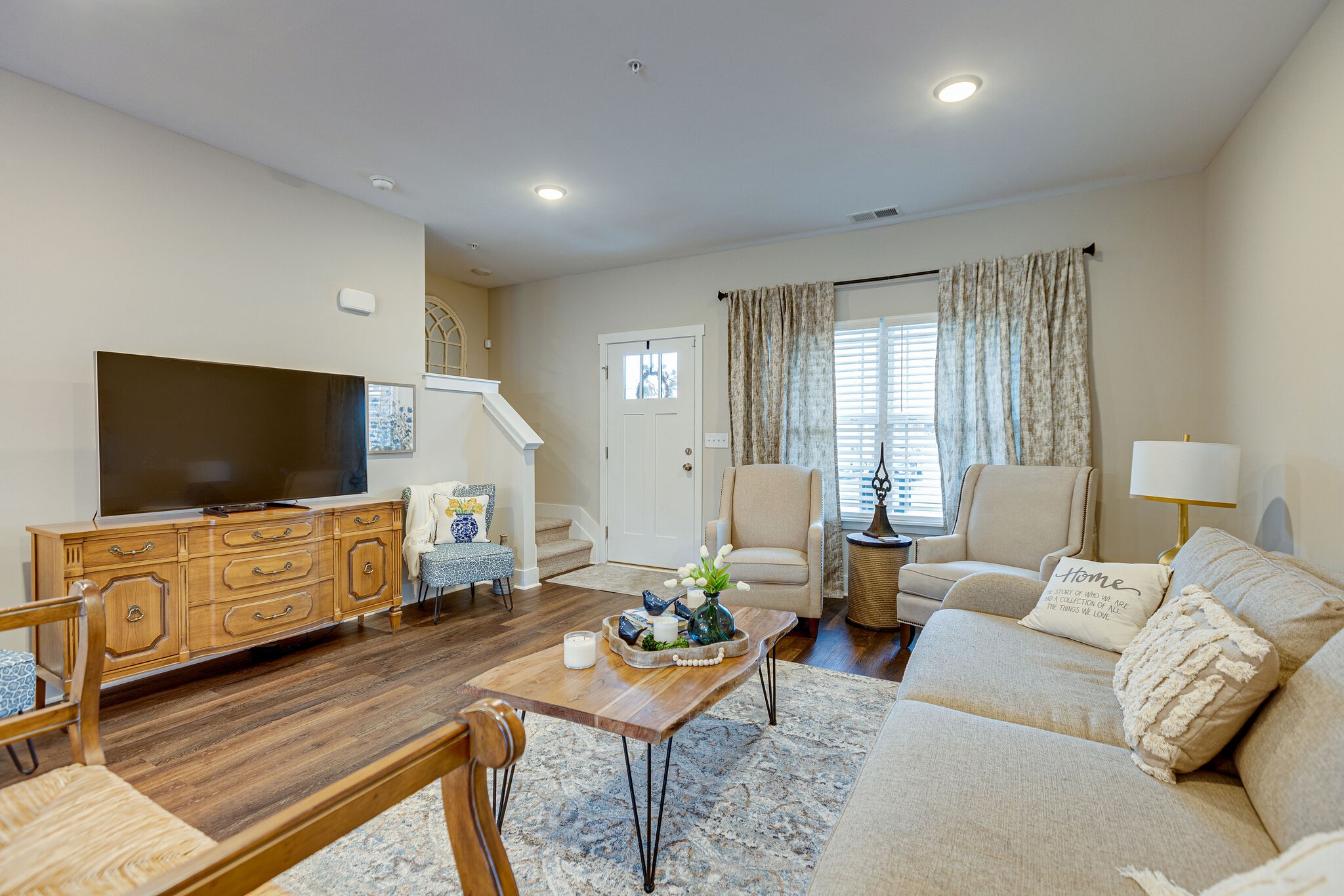 4009 Angelica Ct