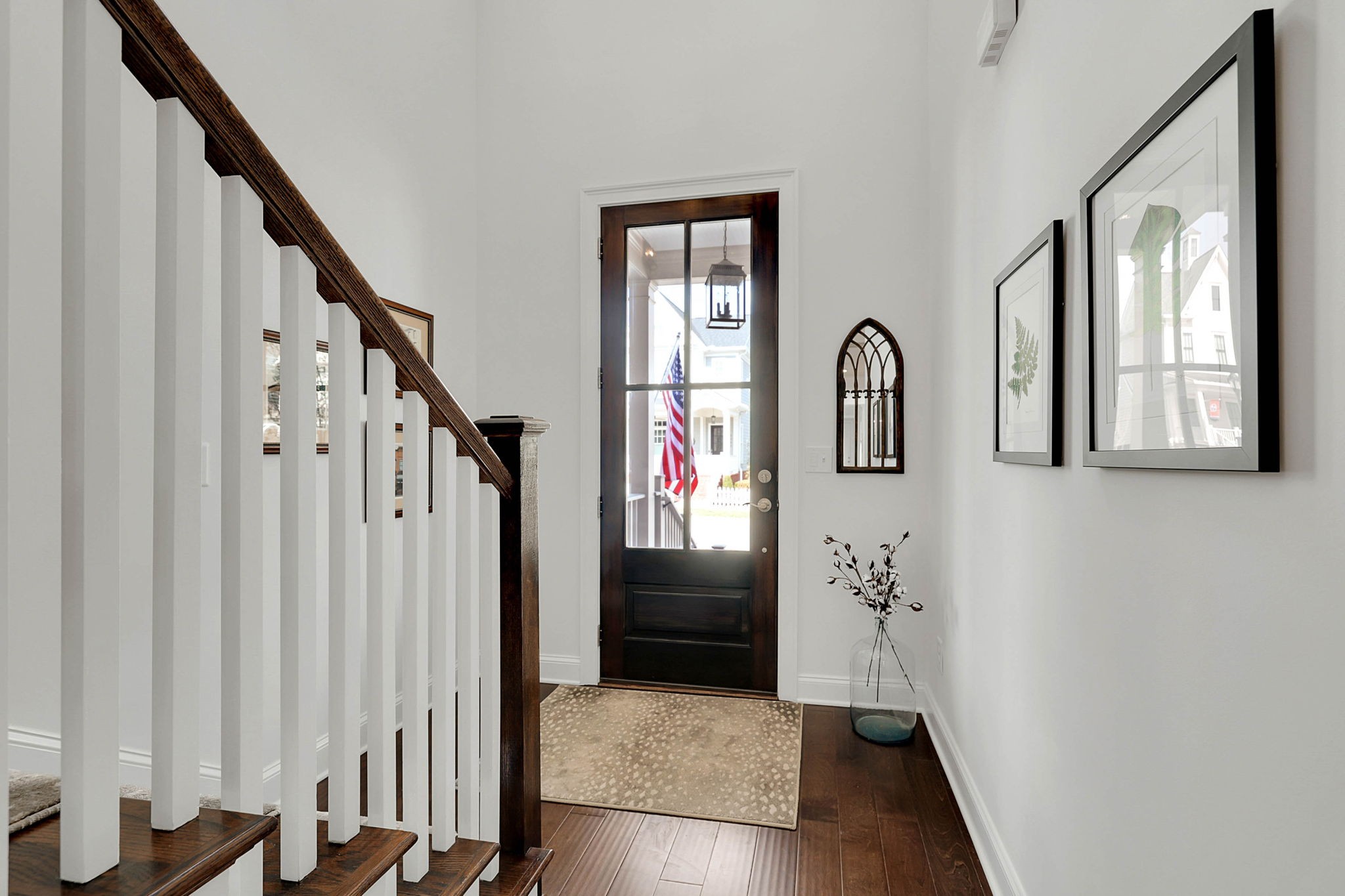 2043 Erwin St