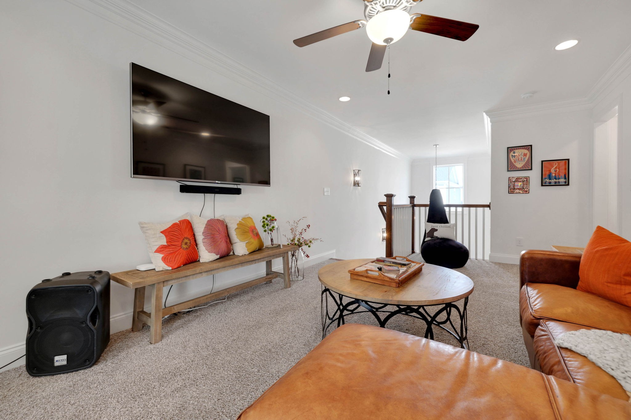 2043 Erwin St