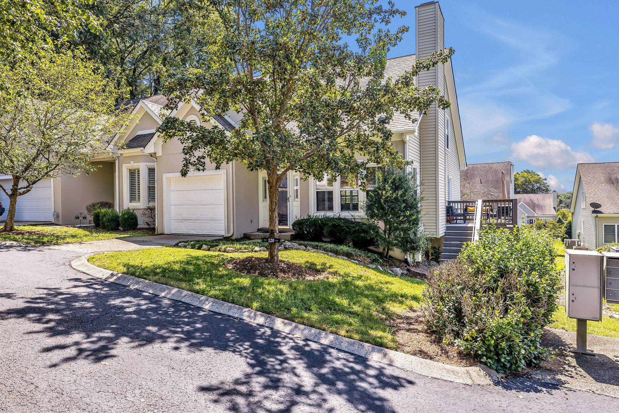 120 Hicks Rd