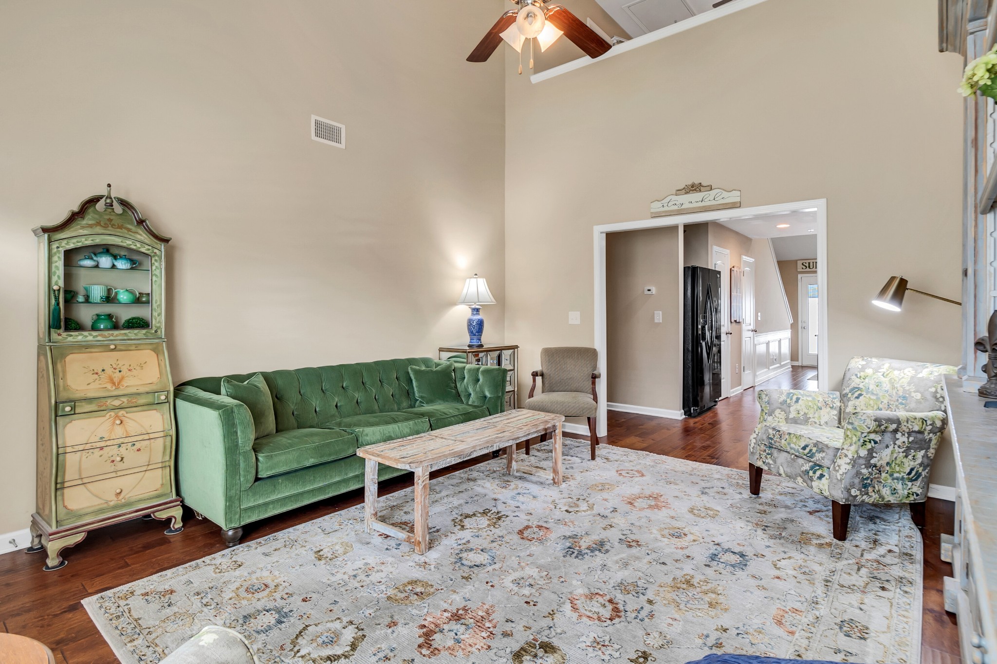 1048 Neeleys Bend