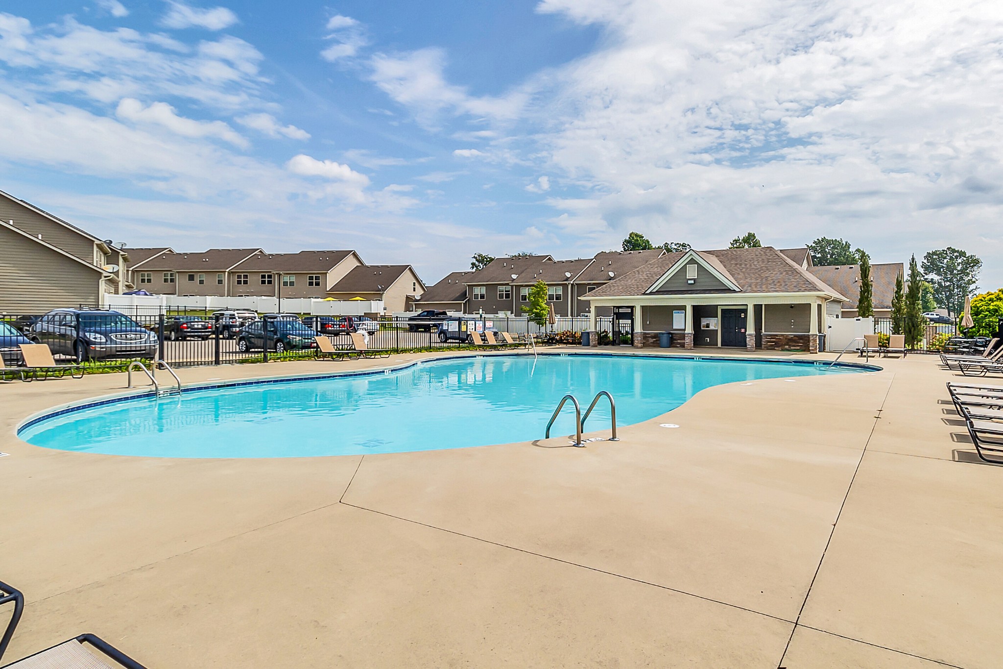 1048 Neeleys Bend