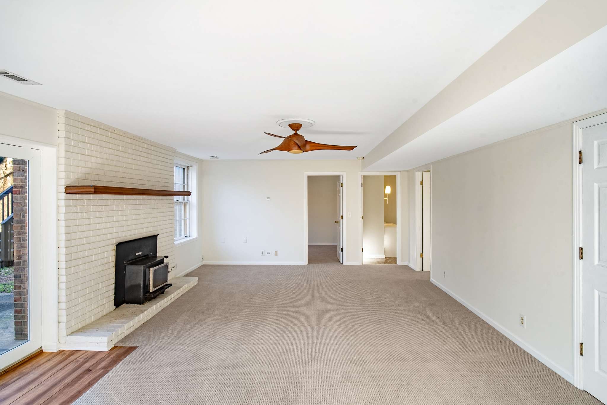 8012 Lipscomb Ct