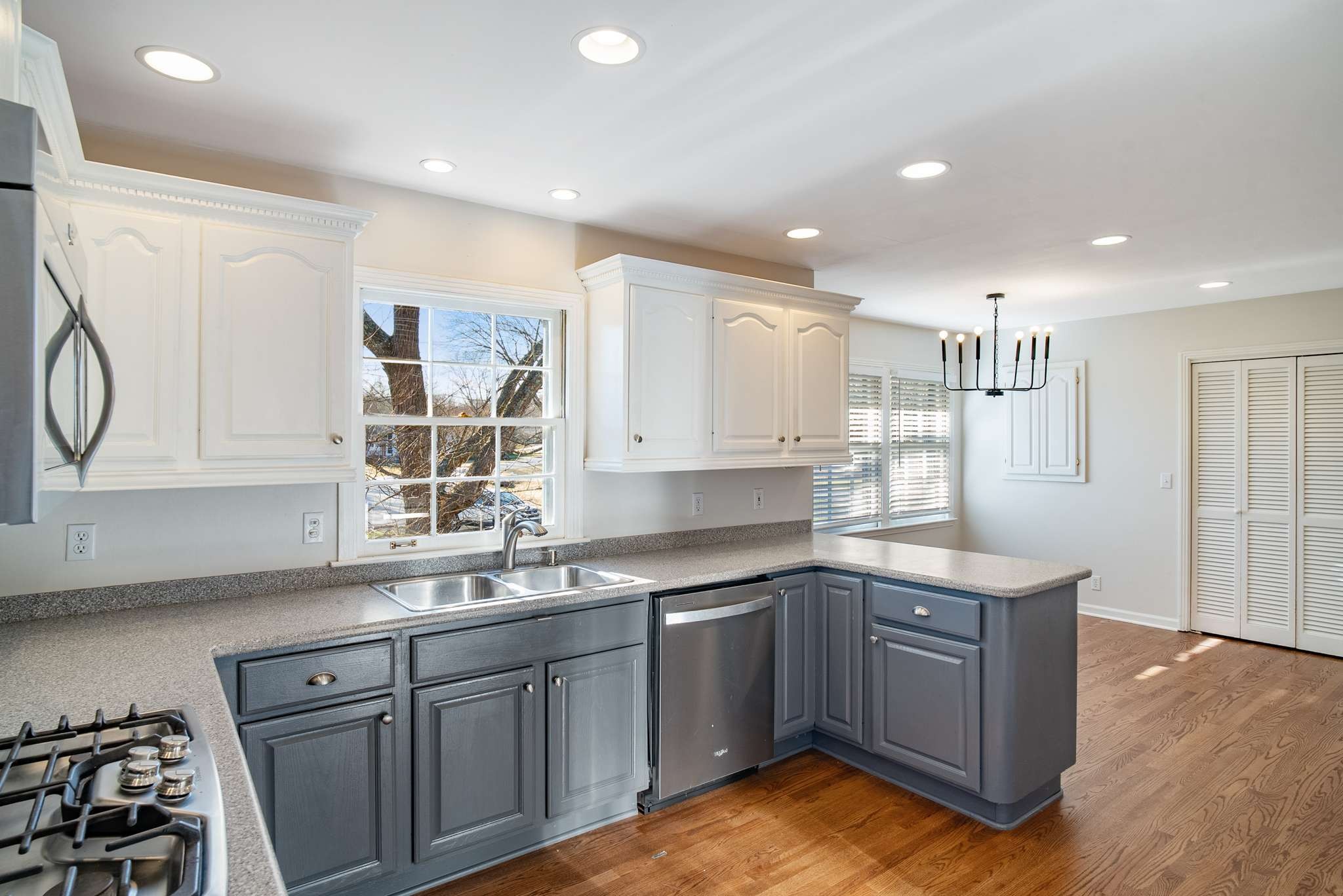 8012 Lipscomb Ct
