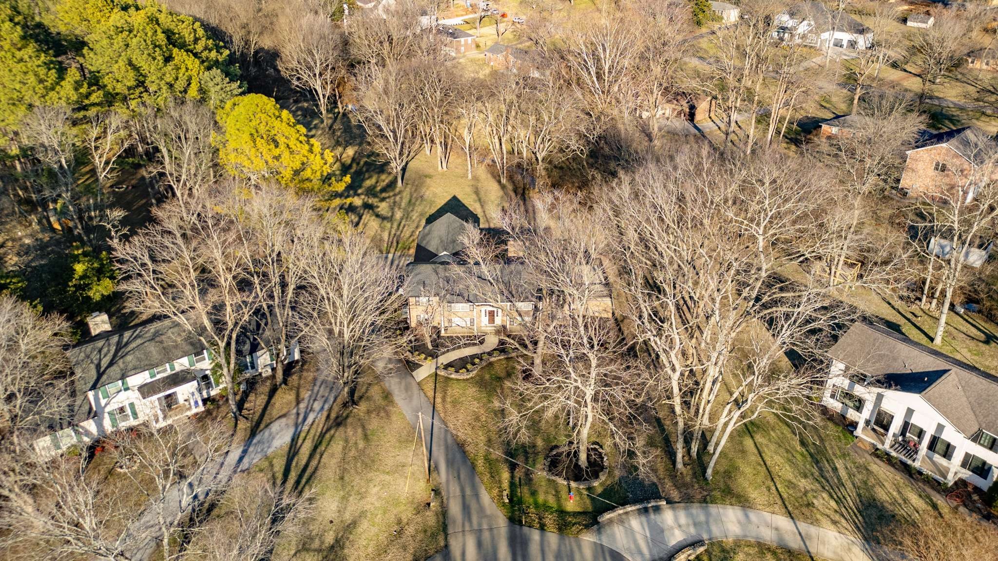 8012 Lipscomb Ct