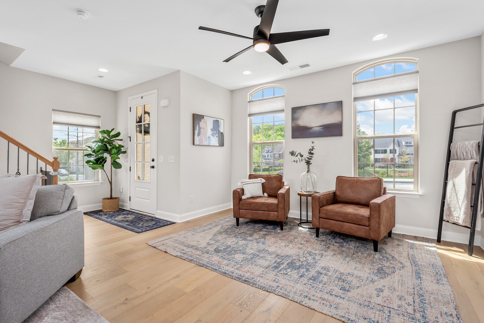 606 Vintage Green Ln