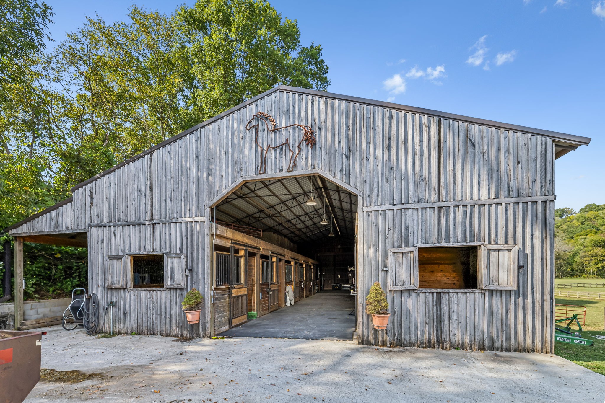2864 Sawyer Bend Rd