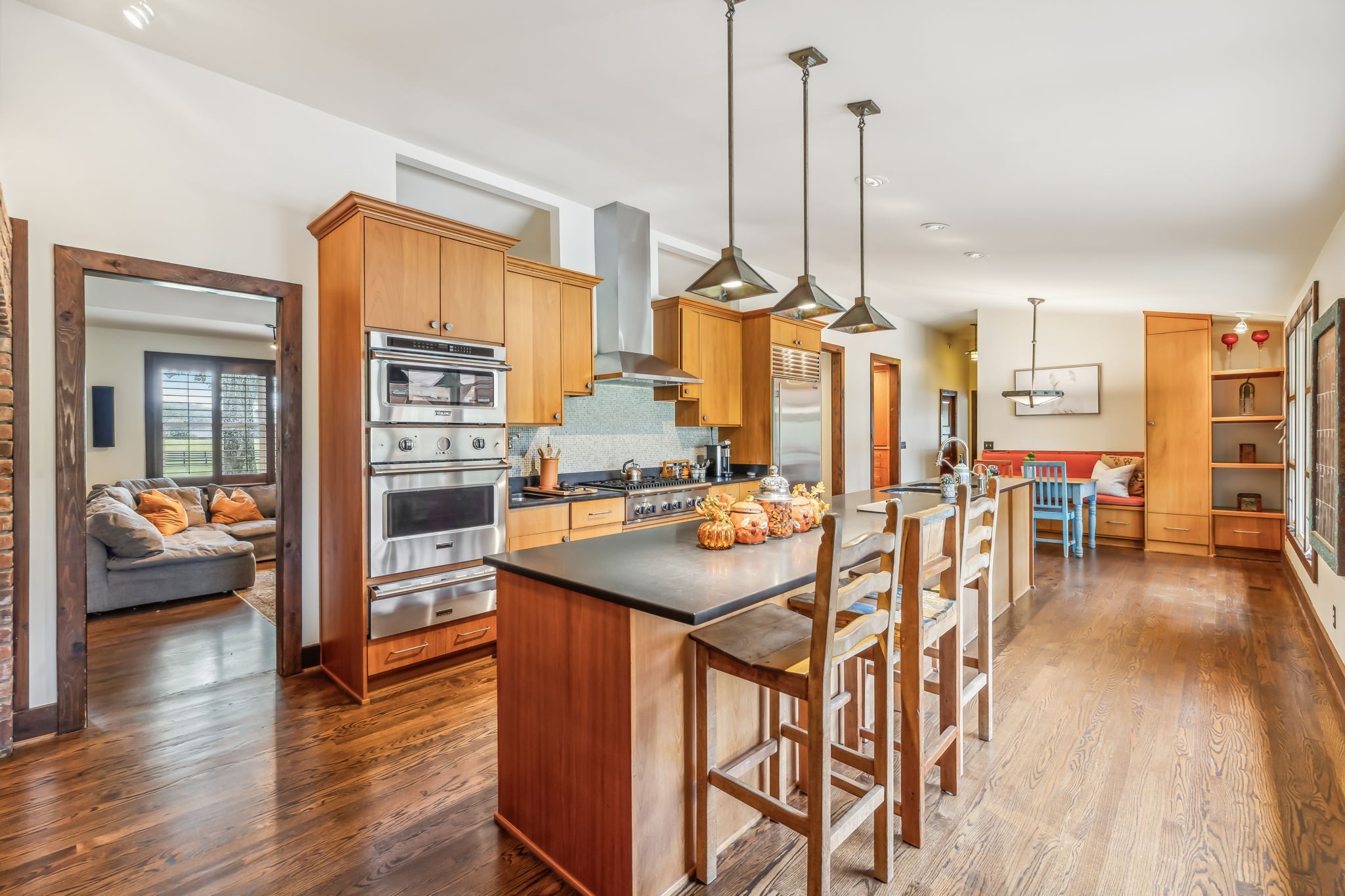 2864 Sawyer Bend Rd