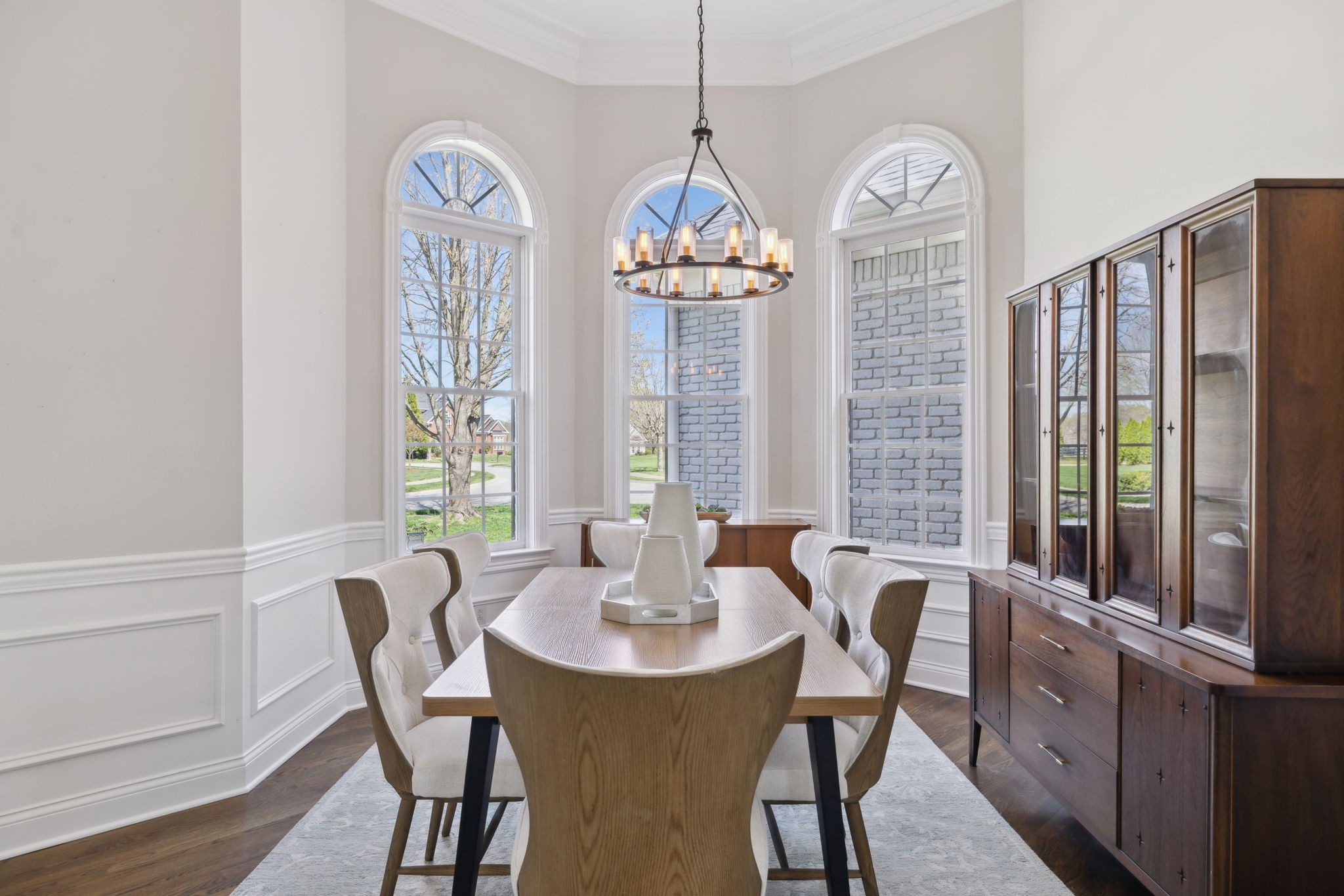 833 Walden Dr