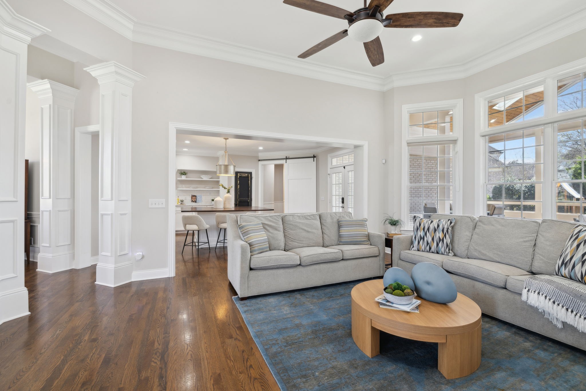 833 Walden Dr